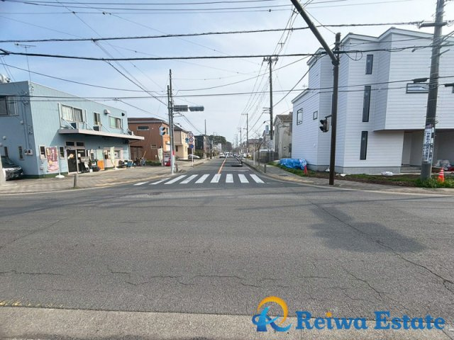 新築戸建　茅ヶ崎市みずき2丁目の前面道路含む現地写真