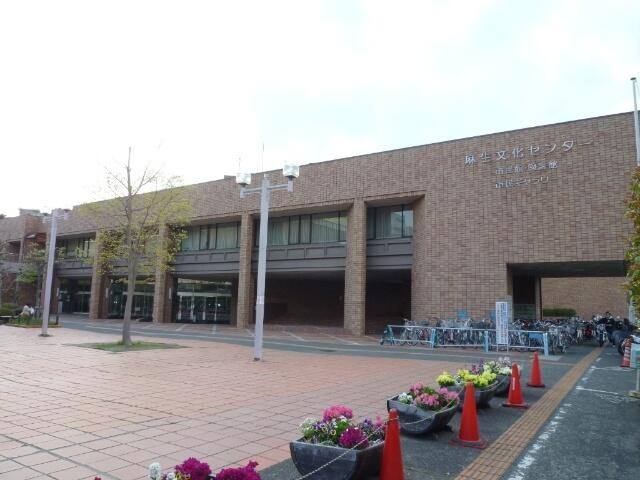 川崎市麻生区上麻生４丁目のテラスの周辺