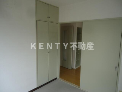 【寝室】 | サンパレス西品川 | 開放的な寝室です