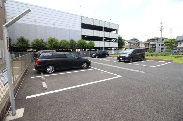 ヴェールテラスの駐車場