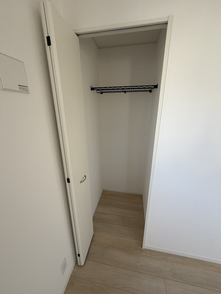 塩尻市塩尻町第10　4号棟の収納