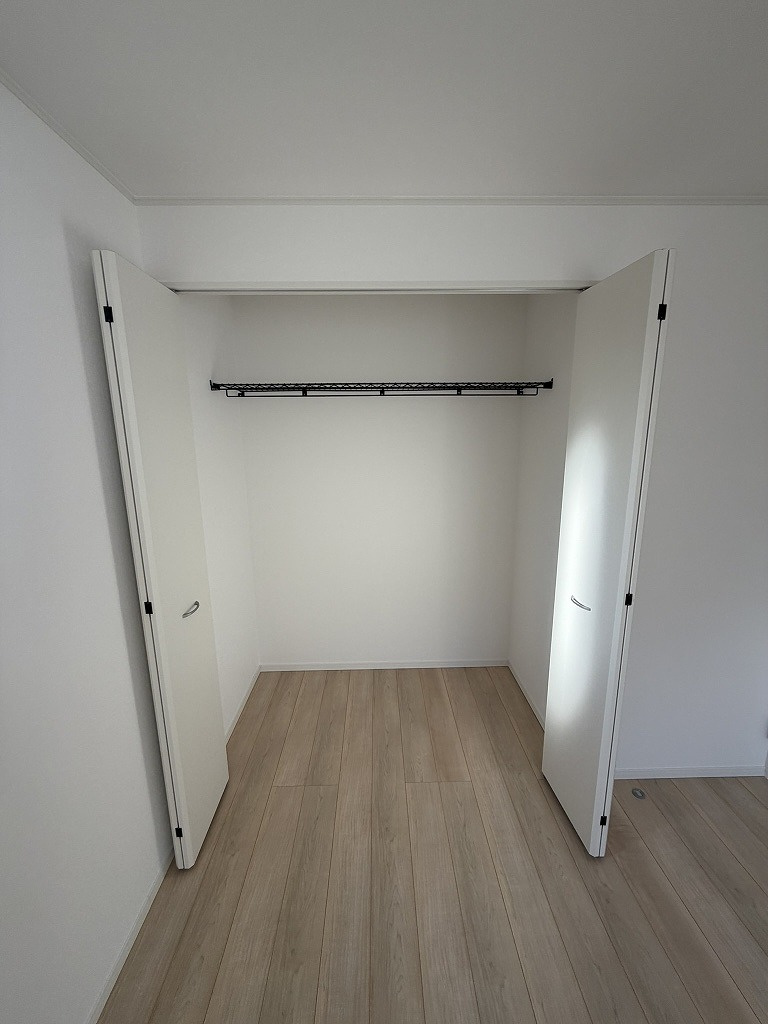 塩尻市塩尻町第10　2号棟の収納