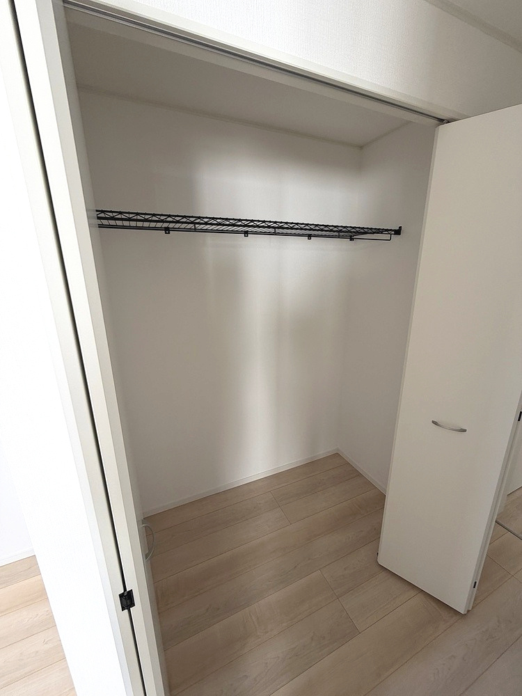 塩尻市塩尻町第10　3号棟の収納