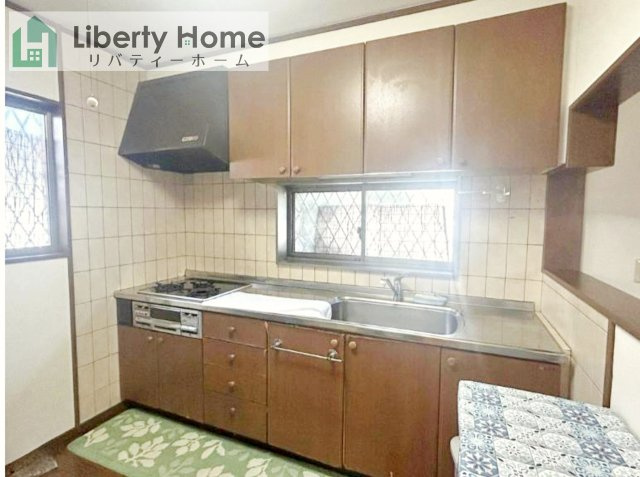 常陸太田市天神林町　中古戸建のキッチン