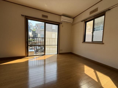 【居間・リビング】 | イーストハイム