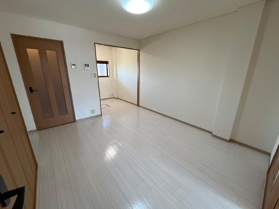 【居間・リビング】 | アーマスイズミⅡ | リビング