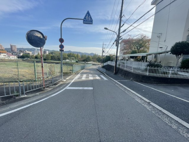 香里三井第二次住宅A8棟の周辺