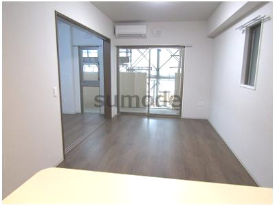 ルマルシェ下穂積の内装