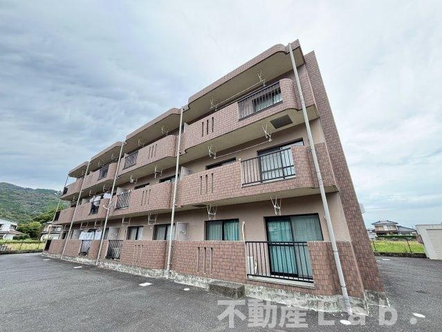 グランドール稜南の外観