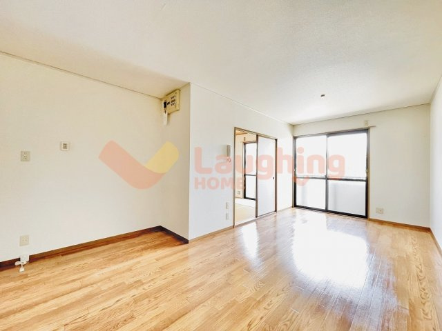 セジュール坂井Ⅰの居間・リビング|同タイプのお部屋となっております。ゆったり過ごせる居間です