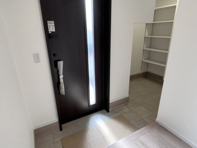 【玄関】 | 友田建売住宅　C棟