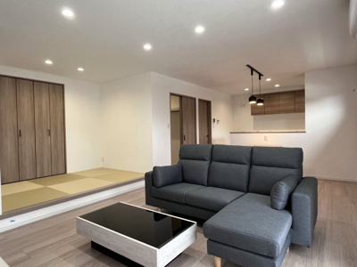 【居間・リビング】 | 友田建売住宅　C棟