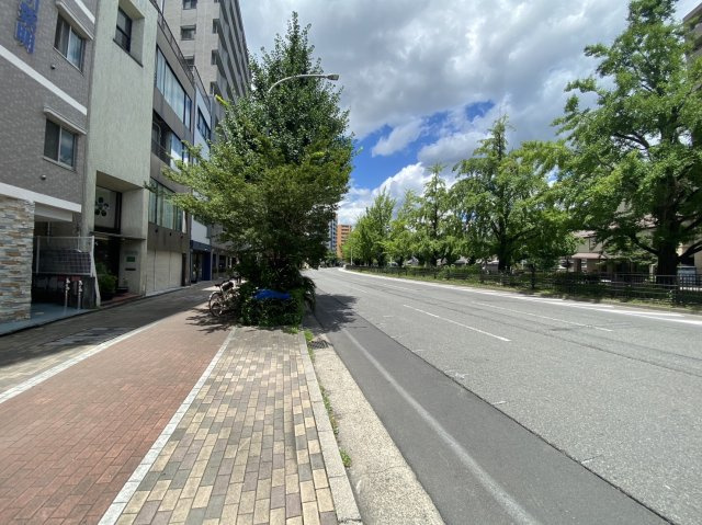 プリオーレ24堀川紫明の周辺