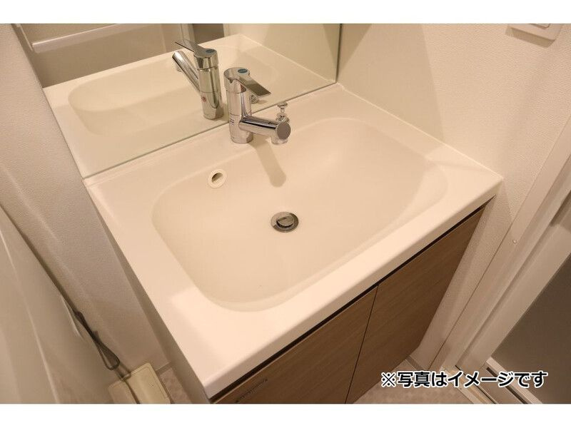 クレヴィスタ新小岩の独立洗面台