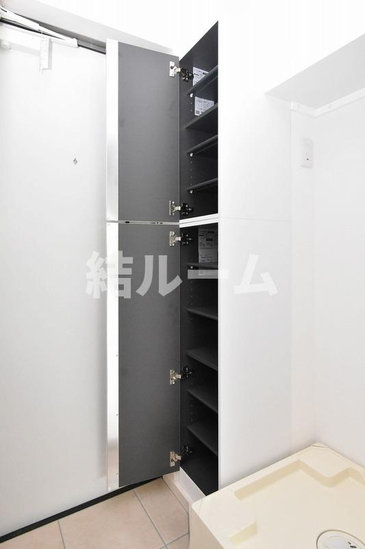 豊島区西池袋４丁目のアパートの玄関