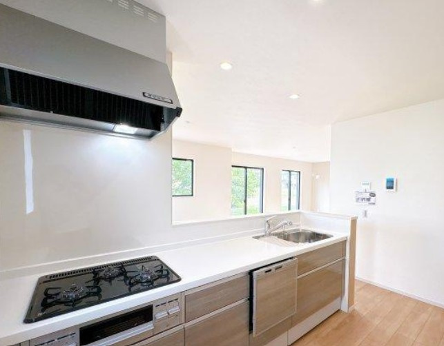 【新築】坂戸市片柳5期 2号棟のキッチン|食器洗い乾燥機付きです！