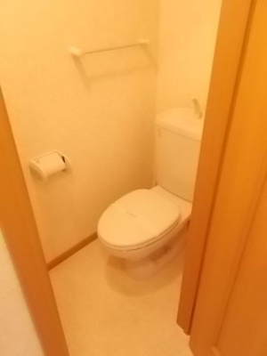 【トイレ】 | メゾンフレーズＣ | コンパクトで使いやすいトイレです