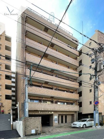 エンクレスト西公園の外観