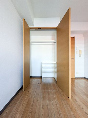 エンクレスト西公園の居間・リビング