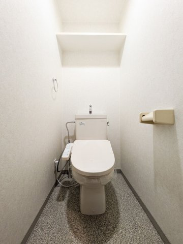 エンクレスト西公園のトイレ