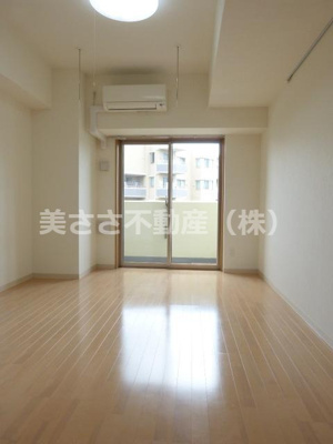 【居間・リビング】 | アクセルコート | 写真は全て他の部屋の写真です。