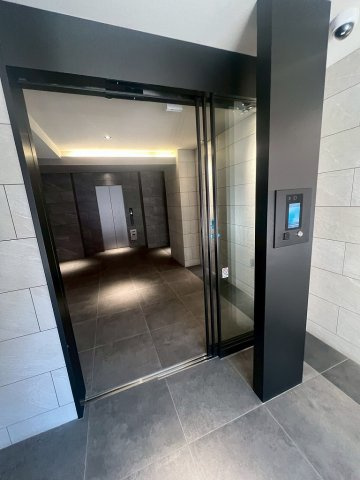 S-RESIDENCE浅草clarityのエントランス