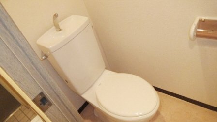 ＩＳＩＩビルのトイレ|綺麗なトイレです☆