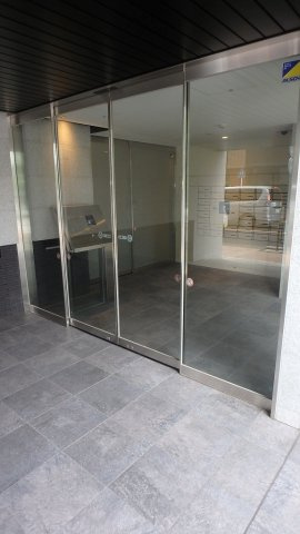 プライマル御茶ノ水のエントランス