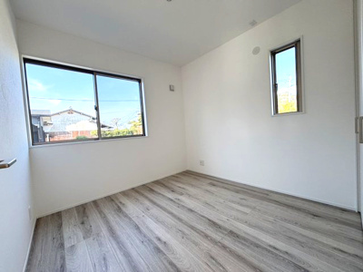 【洋室】 | 蛍ヶ丘戸建 | 使い勝手のいい洋室です