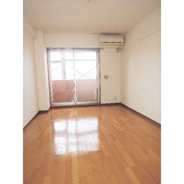 小石川ガーデンハウスの居間・リビング|洋室　8帖　※別室参考写真です。