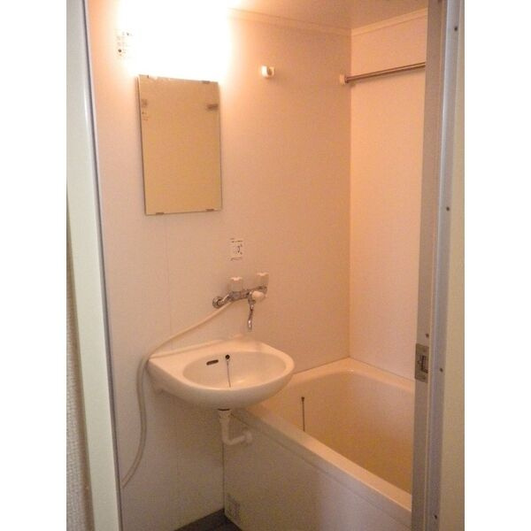 小石川ガーデンハウスの浴室|バスルーム