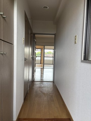 【玄関】 | ダイナコート鷹の巣 | 毎日通る玄関はこちらです