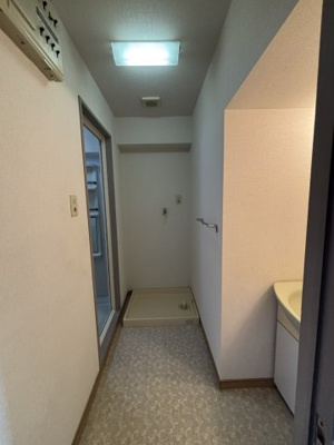 【ランドリースペース】 | ダイナコート鷹の巣