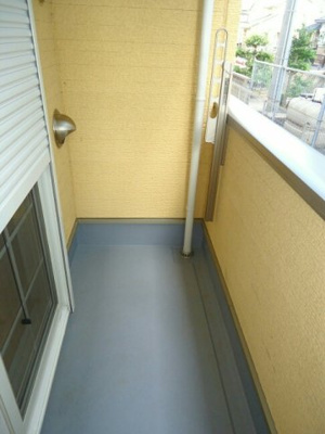 【バルコニー】 | グランツ | 暖かな日差しのふりそそぐバルコニー