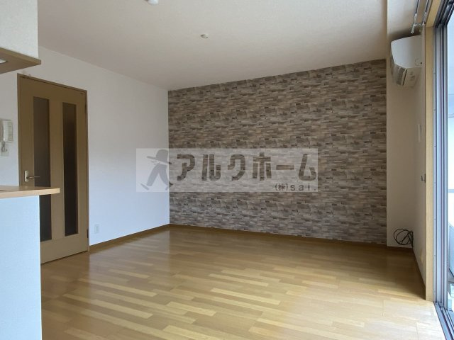 エストレノの居間・リビング