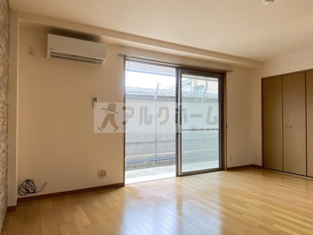 エストレノの居間・リビング