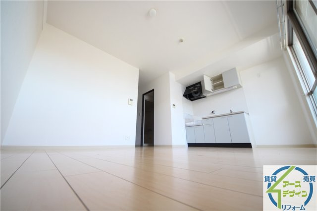 コージーコートの居間・リビング|※類似部屋