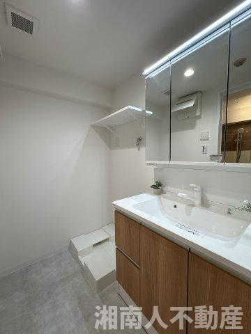 ダイアパレス湘南虹ケ浜オーシャンビューの独立洗面台|独立洗面台で身支度をすべて済ませてしまいましょう