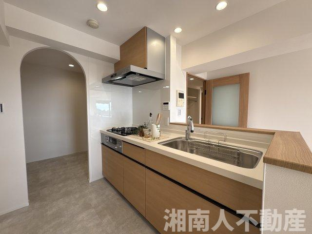 ダイアパレス湘南虹ケ浜オーシャンビューのキッチン|使いやすいキッチンです