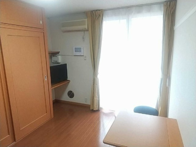 【居間・リビング】 | レオパレス中町