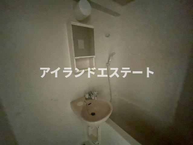 セビリア駒場　駅近　室内洗濯機置場　バストイレ別の浴室