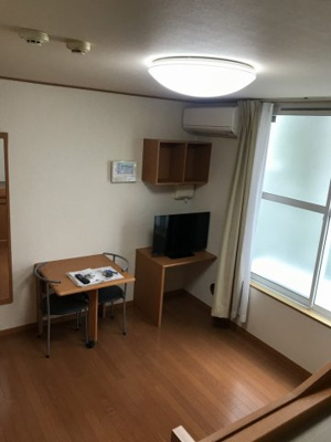 【居間・リビング】 | レオパレスライブリィスターⅡ