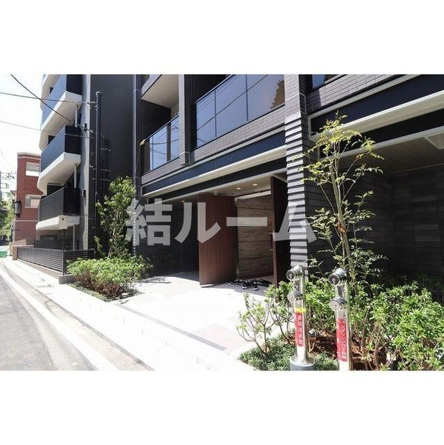 豊島区南池袋４丁目の賃貸マンションのエントランス