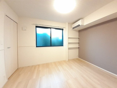 【内装】 | 椿庵 | 明るい色調の室内です