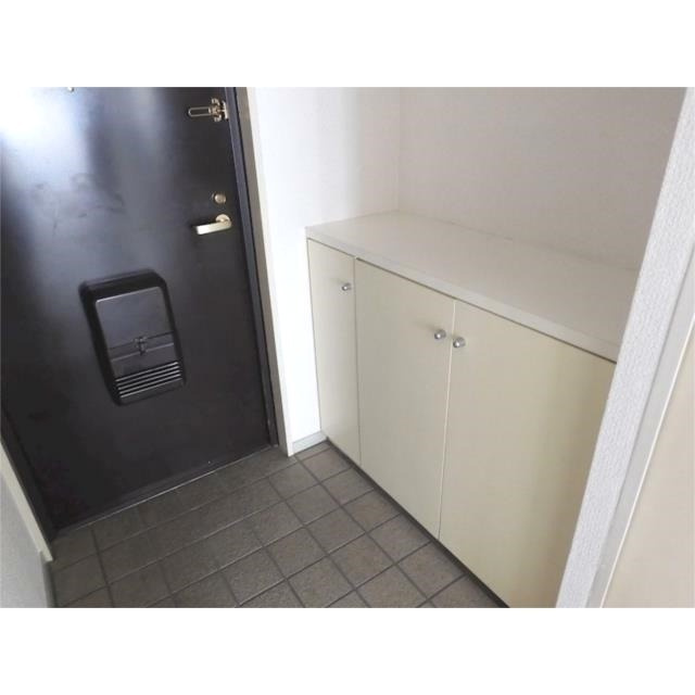 メゾン文京関口Ⅱの玄関