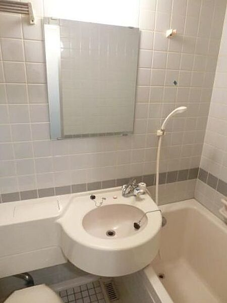 メゾン文京関口Ⅱの洗面所