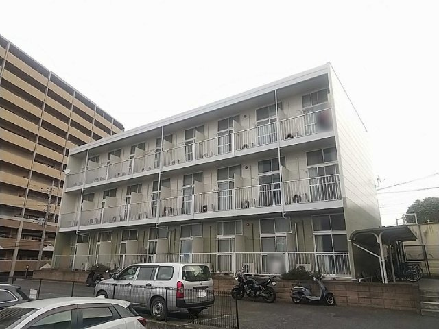 レオパレスピュアの外観|物件の外観です