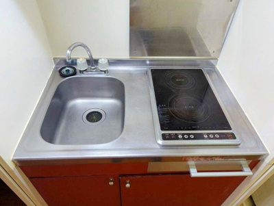 【キッチン】 | レオパレスチェリーガーデンＣ | コンパクトなキッチンで掃除もラクラク