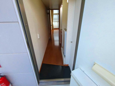 【玄関】 | レオパレスチェリーガーデンＣ | きれいな玄関です