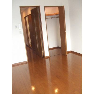 【居間・リビング】 | クレセント東伏見 | おしゃれなリビングです